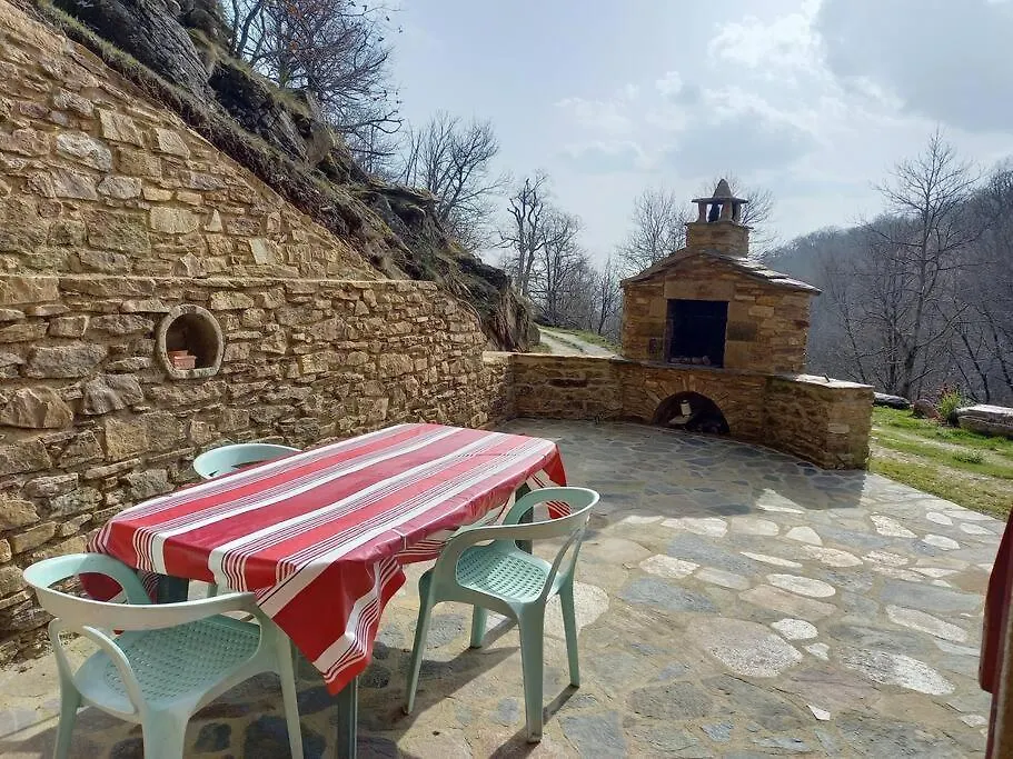 Prázdninový dům Petite Bergerie En Pierres Tout Confort Salles-Curan