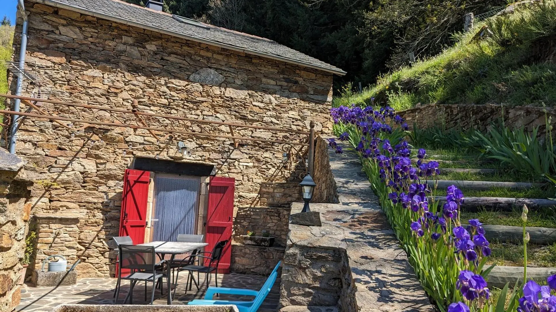 Prázdninový dům Petite Bergerie En Pierres Tout Confort Salles-Curan