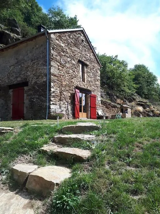 Petite Bergerie En Pierres Tout Confort Salles-Curan France